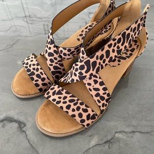 Ladies QUPID Leopard Print Chunky Block Heel Strappy Open Toe Sandals Size 8